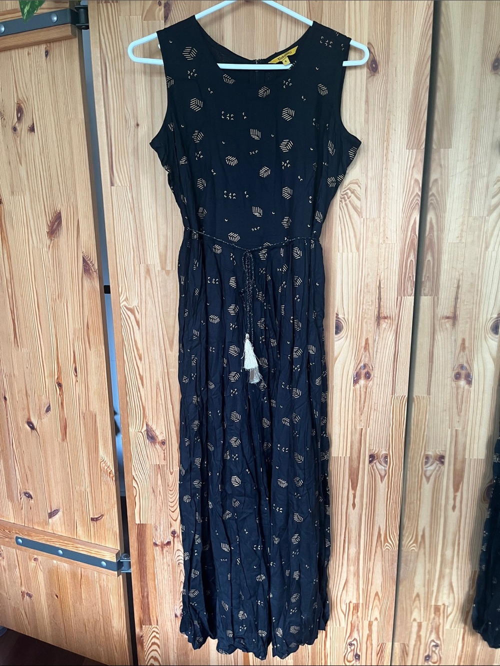 Sleeveless Black & Gold Romper (size S)